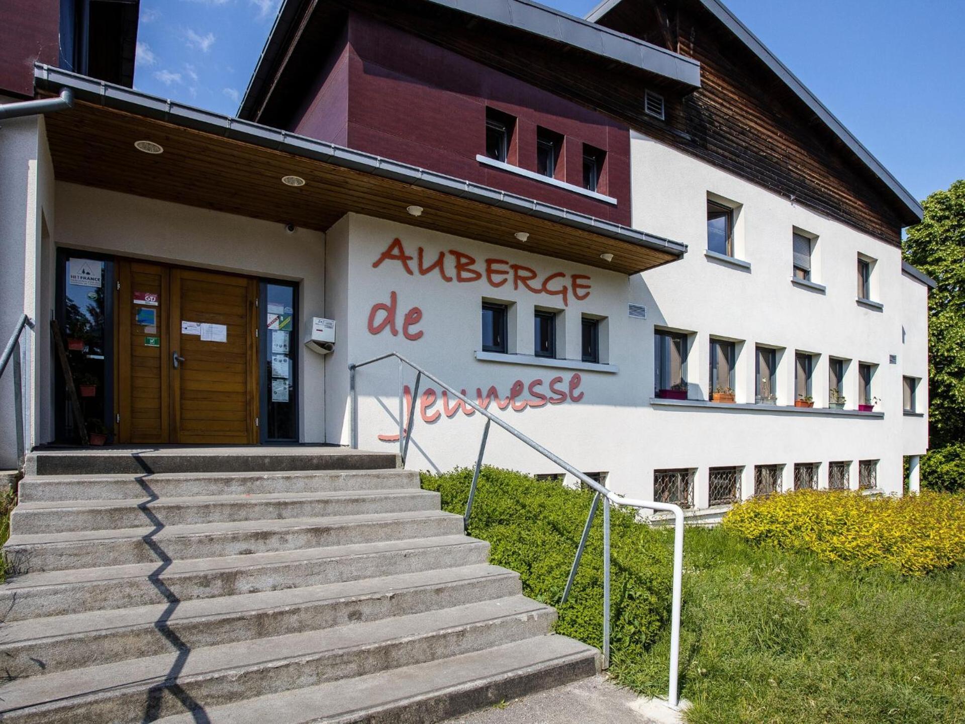 Auberge De Jeunesse Hi Pontarlier Exterior photo